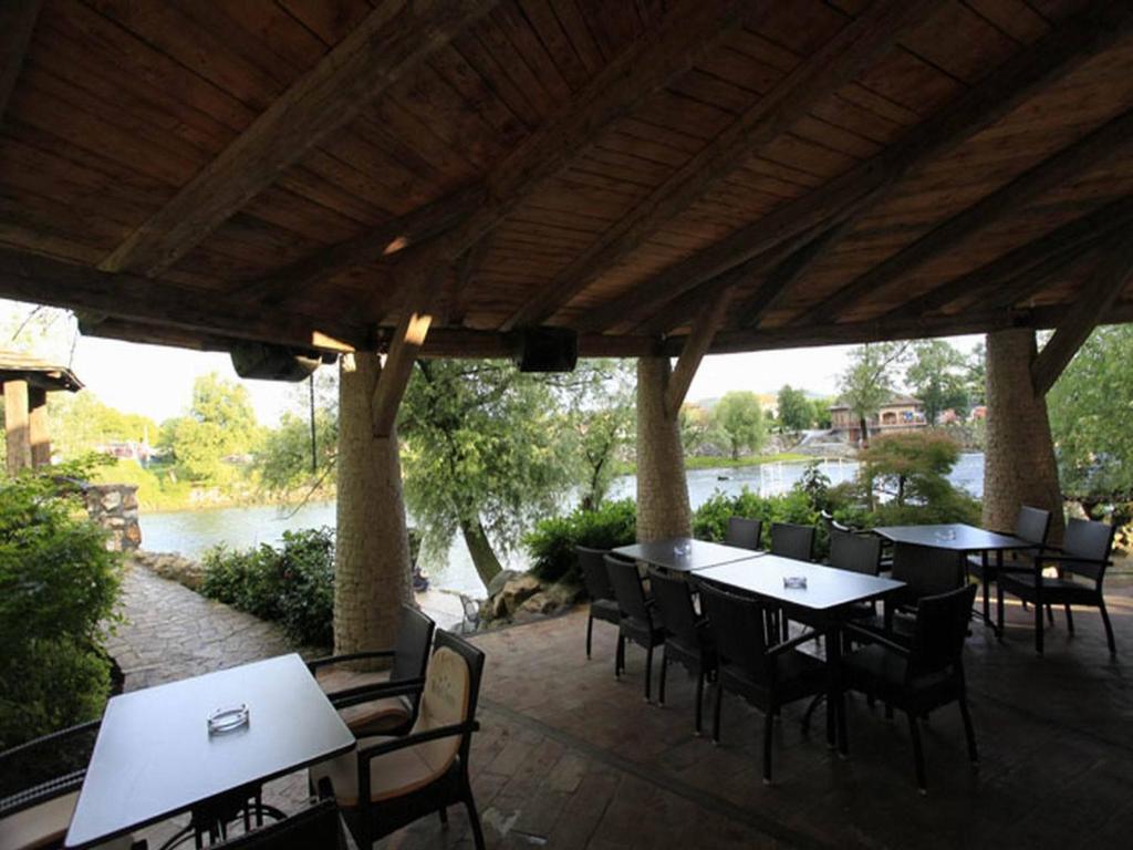 Pasha Garni Hotel Laktaši Eksteriør billede